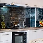 Oceanida Afrodite Lyxury Apartamento *