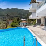 Oceanida Afrodite Lyxury Apartamento *