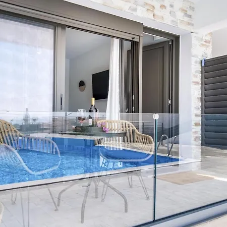 Апартаменты Oceanida Afrodite Lyxury Никиана